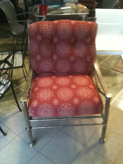 /Portals/0/UltraMediaGallery/451/16/thumbs/1.custom made lounge chair.JPG